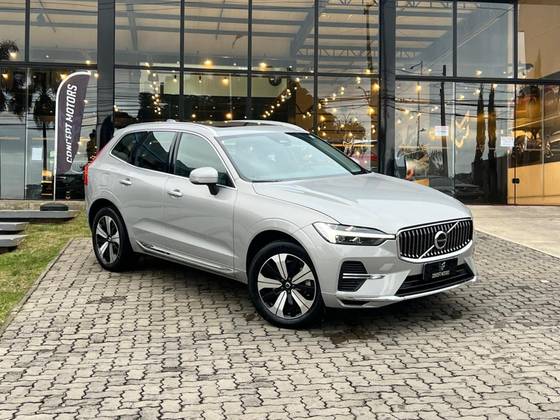 VOLVO XC60 2.0 T8 RECHARGE PLUS AWD GEARTRONIC VOLVO XC60 2.0 T8 RECHARGE PLUS AWD GEARTRONIC